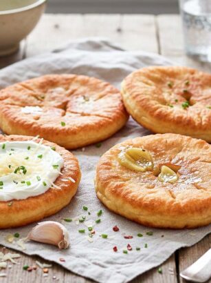 Airfryer Lángos (Fettarm & Knusprig)